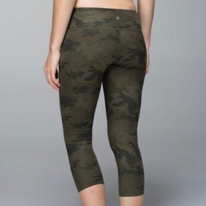 Lululemon Wunder Under Camo Crops